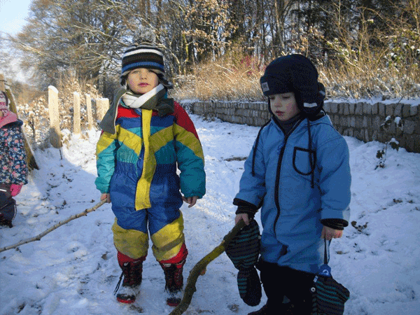 Entdeckerwichtel im Schnee